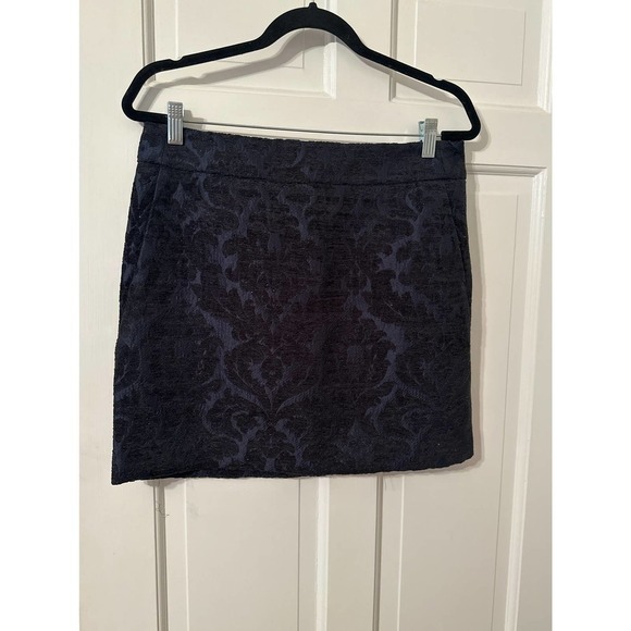 𝅺ann Taylor Loft mini skirt - Picture 1 of 3